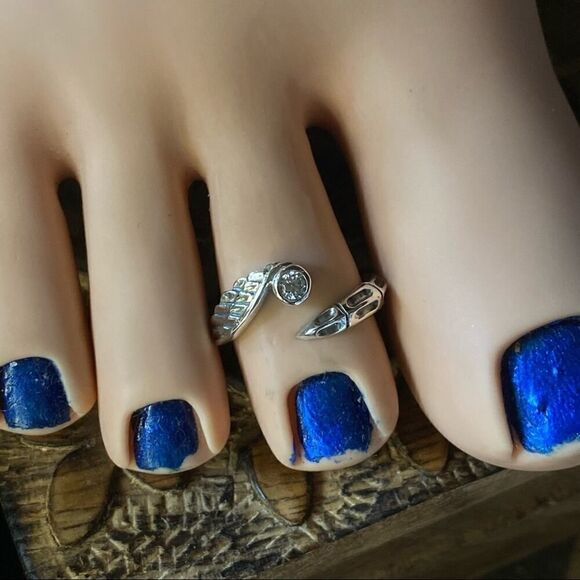 Wing And Claw Sterling Silver CZ Toe Ring - Picture 1 of 6